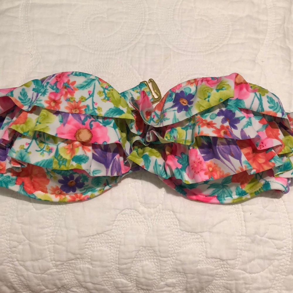 Victoria’s Secret ruffle bandeau